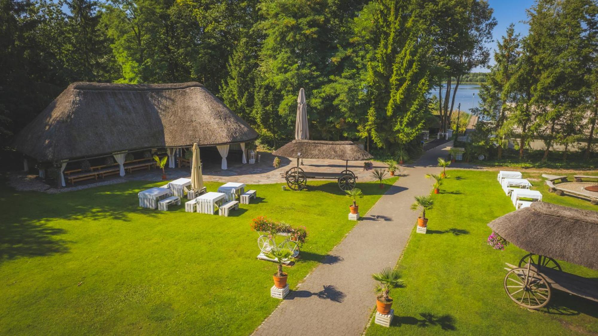 Dom Wypoczynkowy "Pod Strzecha" W Giewartowie Extérieur photo